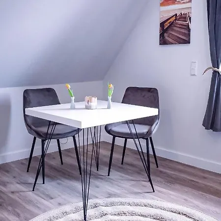 Flippi-s-hues-west *